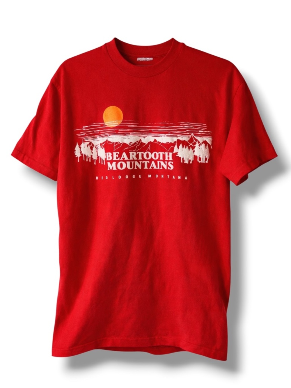Vintage Beartooth Mountains Red Lodge Montana Graphic Tee Shirt Medium